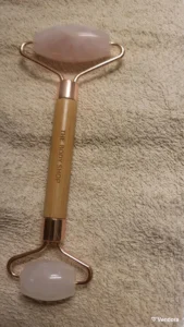 Rose & Shine Rose Quartz Dual Ended Facial Roller