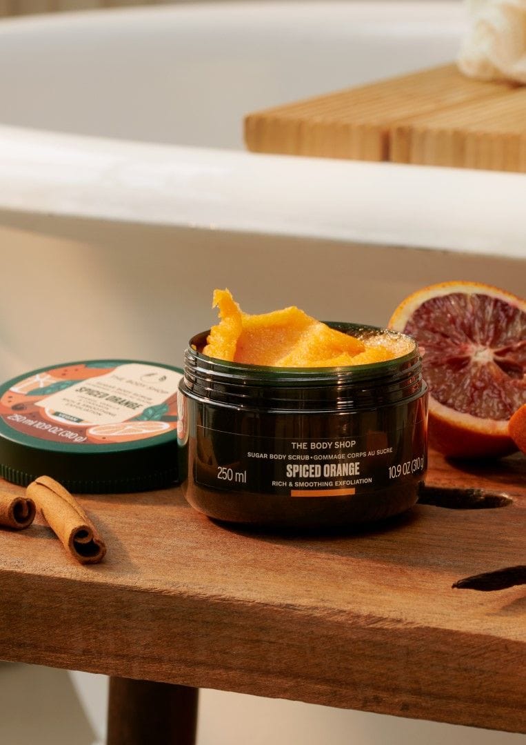 Spiced Orange Body Scrub - The Body Shop - Image 2