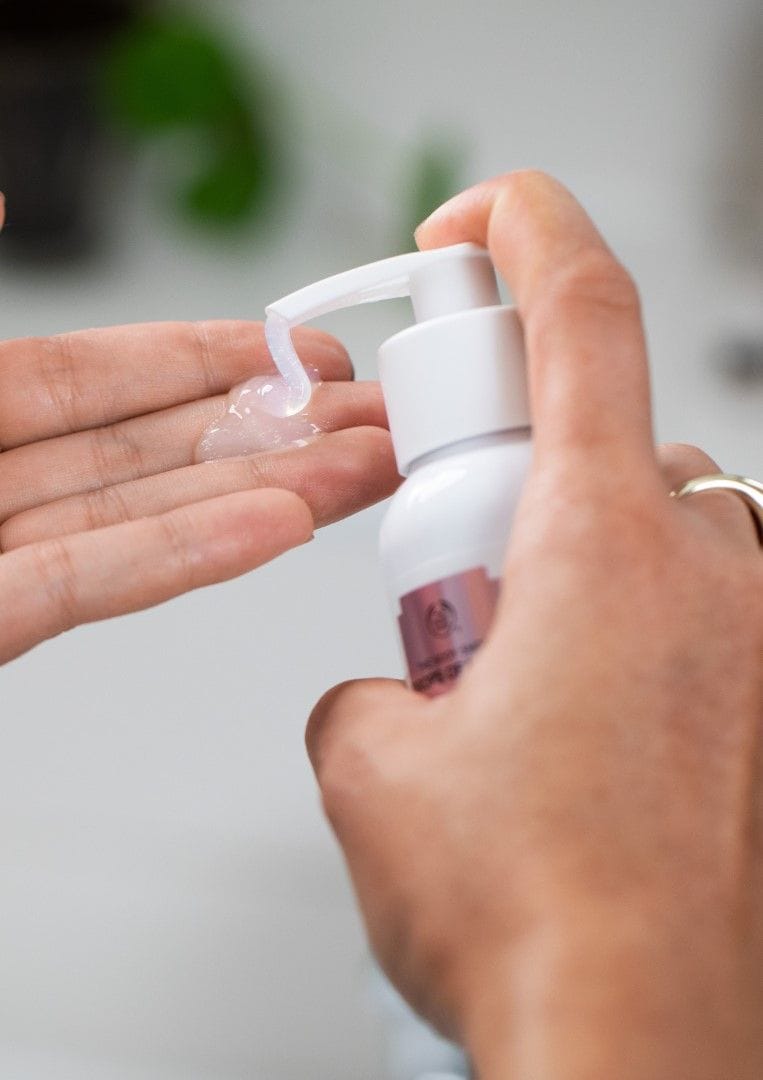 Drops Of Light Pure Resurfacing Liquid Peel 145 Ml - The Body Shop - Image 4