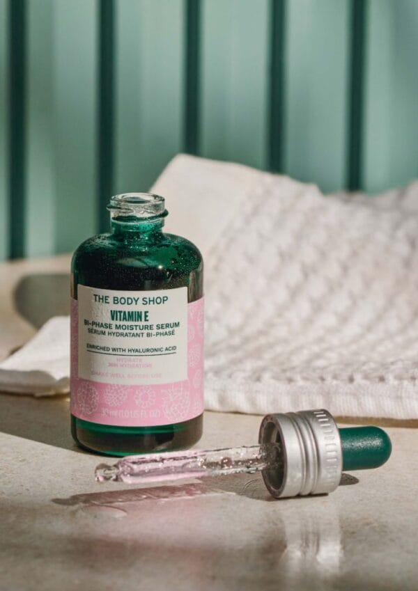 Vitamin E Bi-Phase Serum - The body shop - Image 2