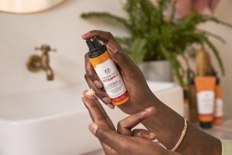 Vitamin C Skin Boost Instant Smoother - The Body Shop - Image 2