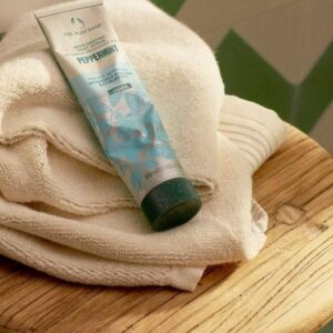 Peppermint Reviving Pumice Foot Scrub