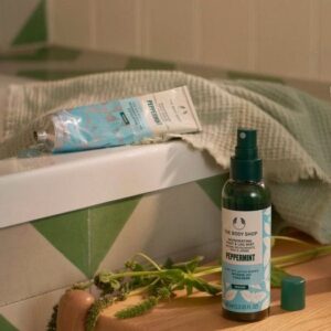 Peppermint Reviving Pumice Foot Scrub