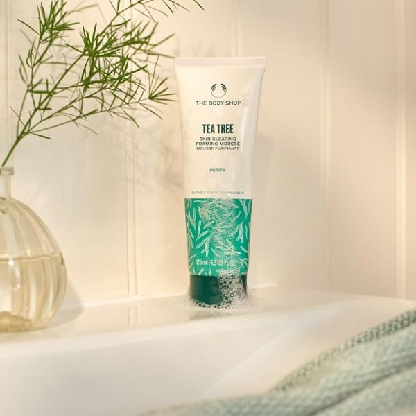 Tea Tree Skin Clearing Foaming Mousse