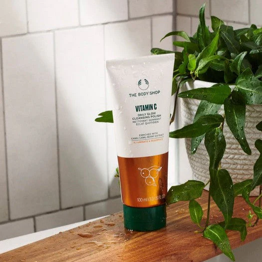 Vitamin C Glow Cleansing Polish - 100 ML - The Body Shop - Image 2